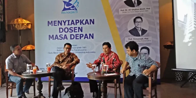 Mengundang Dosen Asing Oleh Ali Ghufron Mukti